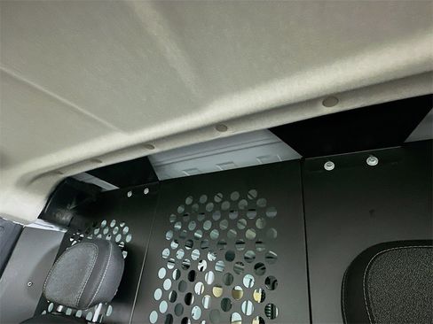 Used 2023 RAM ProMaster 2500 image 21