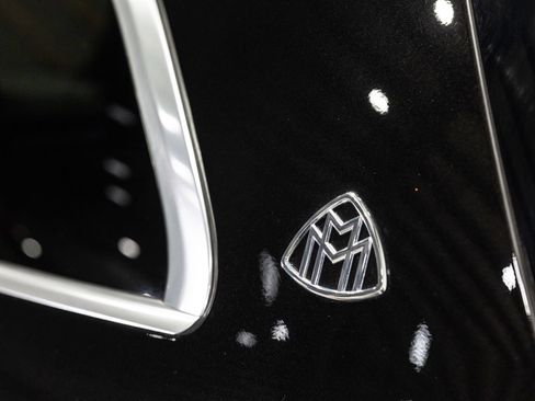 Used 2025 Mercedes-Benz Maybach GLS 600 4MATIC image 23