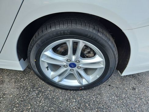 Used 2018 Ford Fusion S FWD image 28