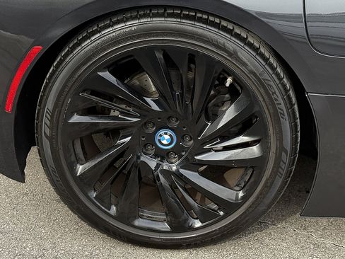 Used 2015 BMW i8 image 11