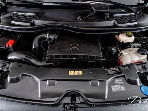 Used 2022 Mercedes-Benz Metris image 5