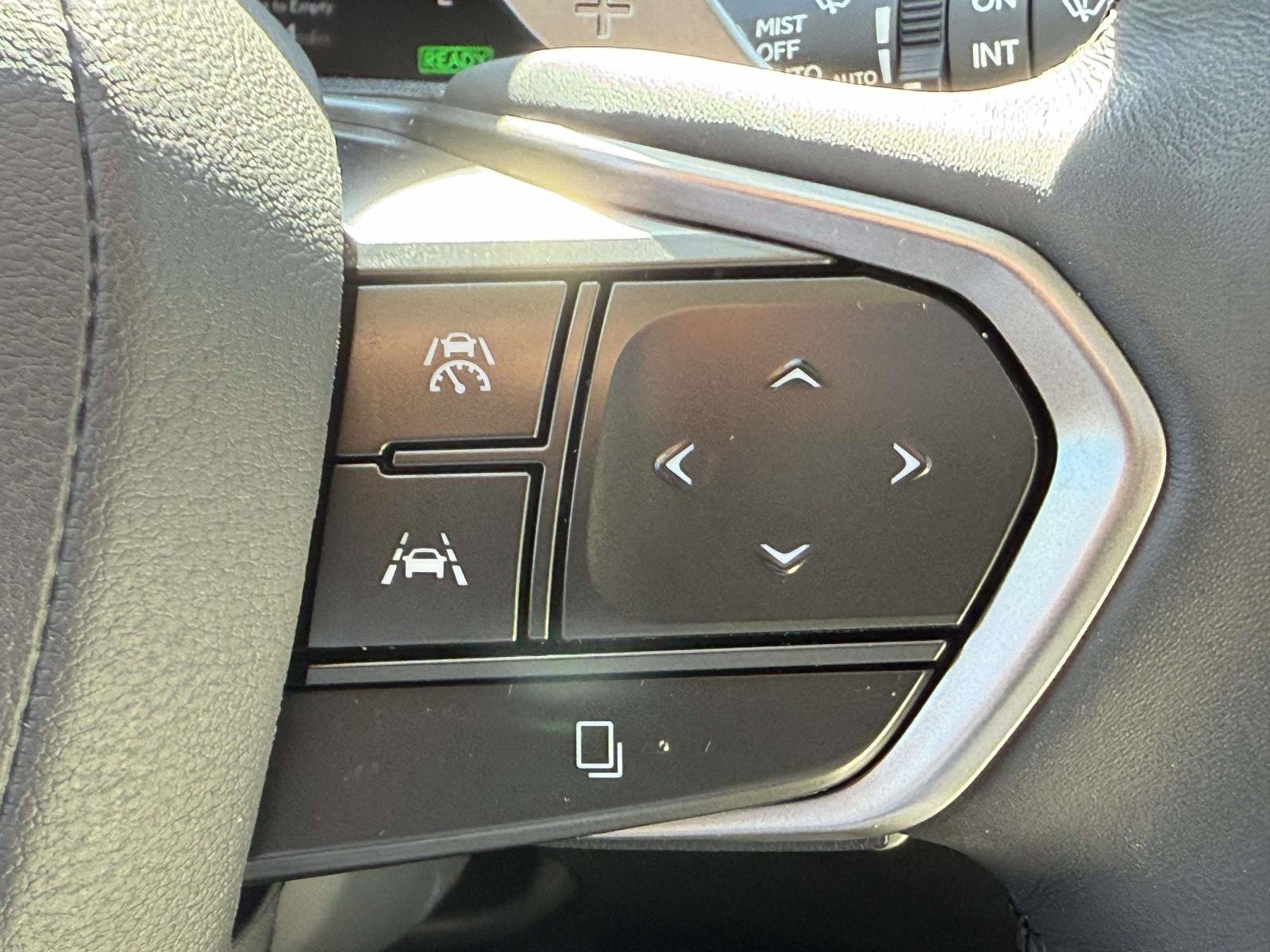 Used 2023 Lexus RX 350 w/ Cold Area Package AWD/4WD image 20