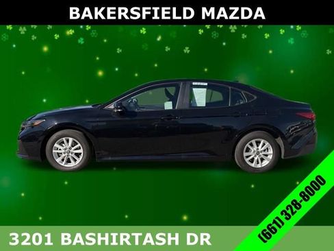 Used 2025 Toyota Camry LE image 2