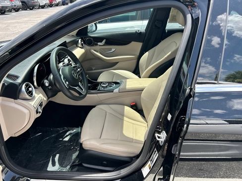 Used 2019 Mercedes-Benz C 300 Sedan image 15