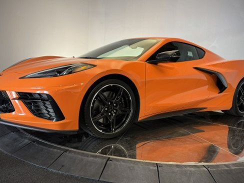 Used 2024 Chevrolet Corvette Stingray Premium Cpe w/ Z51 Performance Package RWD image 19