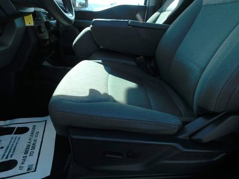 Used 2024 Ford F350 XLT AWD/4WD image 11