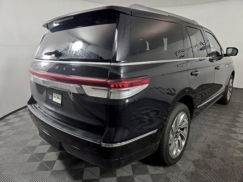 Certified 2024 Lincoln Navigator Reserve AWD/4WD image 5