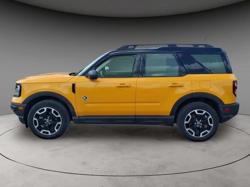 Used 2023 Ford Bronco Sport Outer Banks w/ Tech Package AWD/4WD image 2