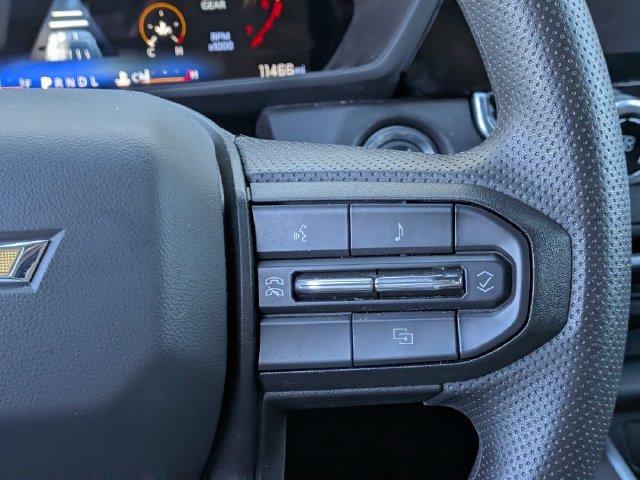 Used 2025 Chevrolet Colorado W/T RWD image 22