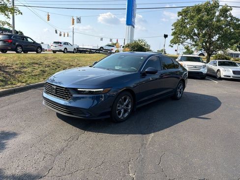 Used 2024 Honda Accord EX image 23