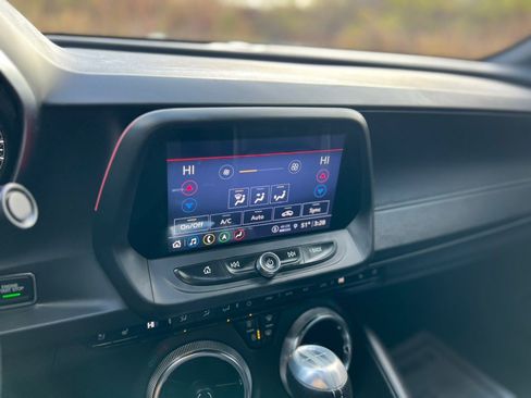 Used 2022 Chevrolet Camaro SS image 23