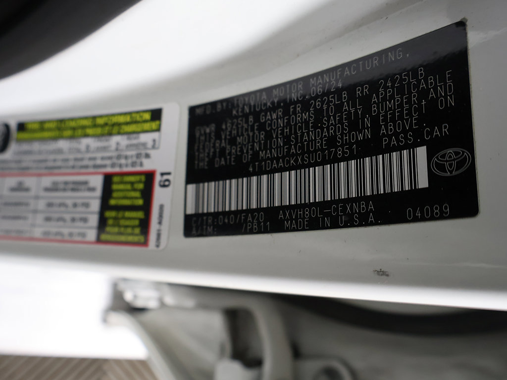 Used 2025 Toyota Camry LE FWD image 42