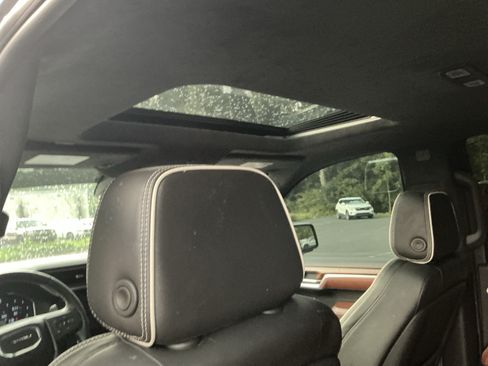 Used 2024 GMC Sierra 1500 Denali Ultimate AWD/4WD image 12