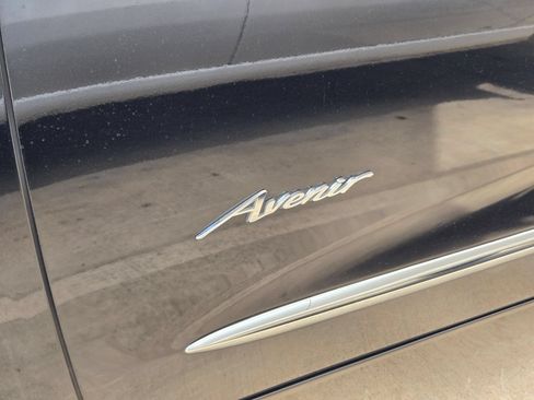 Certified 2020 Buick Enclave Avenir w/ Avenir Technology Package FWD image 5