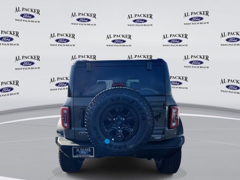 New 2025 Ford Bronco Badlands w/ Sasquatch Package image 4