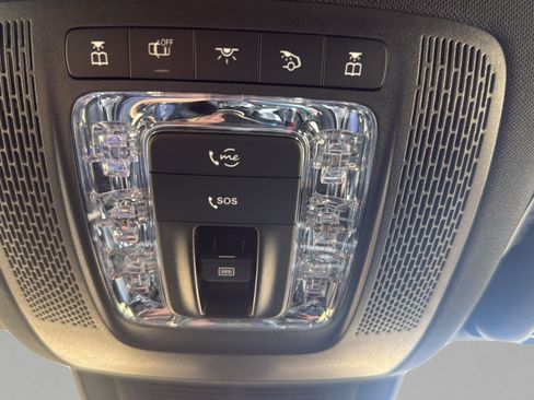 Used 2024 Mercedes-Benz GLE 53 AMG 4MATIC image 25