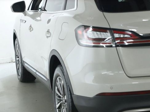 Used 2022 Lincoln Nautilus Reserve image 42