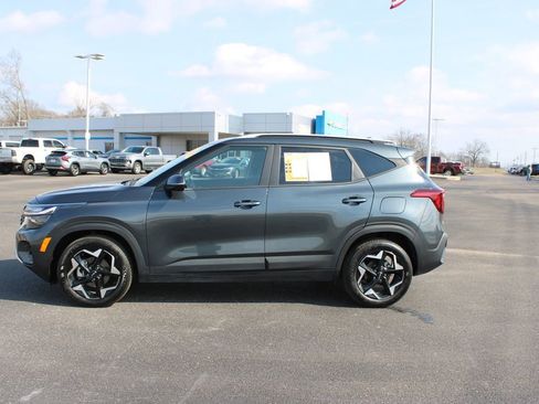 Used 2025 Kia Seltos S image 6