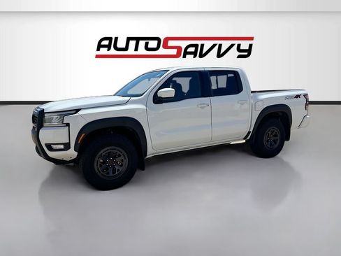 Used 2025 Nissan Frontier PRO-4X w/ Pro Convenience Package AWD/4WD image 3