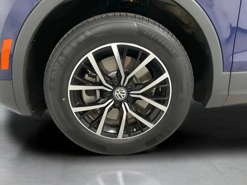 Used 2021 Volkswagen Tiguan S FWD image 25