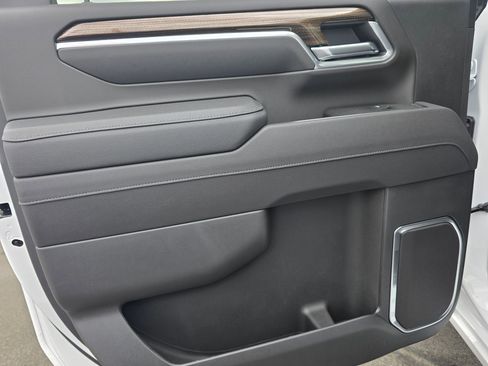 New 2025 Chevrolet Silverado 3500 LT w/ All Star Edition image 15