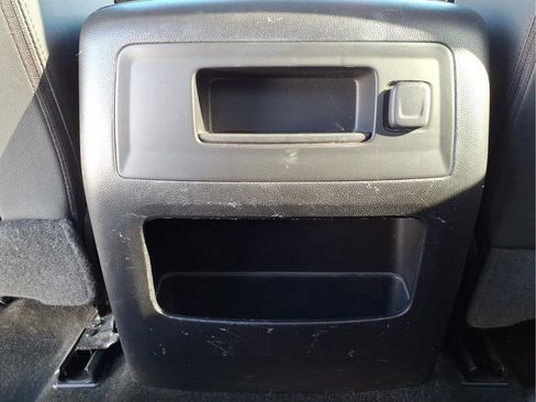 Used 2017 Chevrolet Silverado 1500 High Country image 31