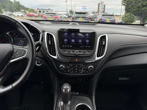 Used 2021 Chevrolet Equinox Premier AWD/4WD image 24