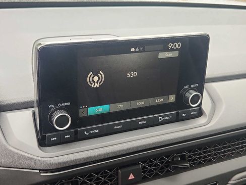 Used 2023 Honda Accord LX image 16