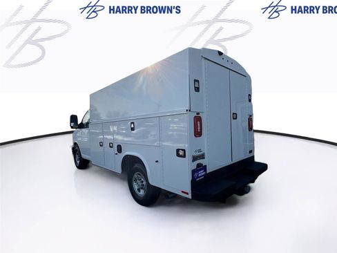 New 2025 Chevrolet Express 3500 w/ Power Convenience Package RWD image 7
