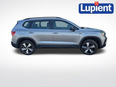 Used 2024 Volkswagen Taos S image 2