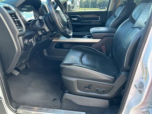 Used 2022 RAM 2500 Laramie w/ Safety Group B image 17