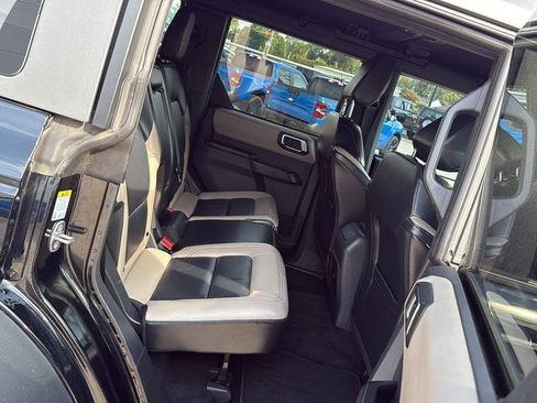 Used 2024 Ford Bronco Wildtrak image 13