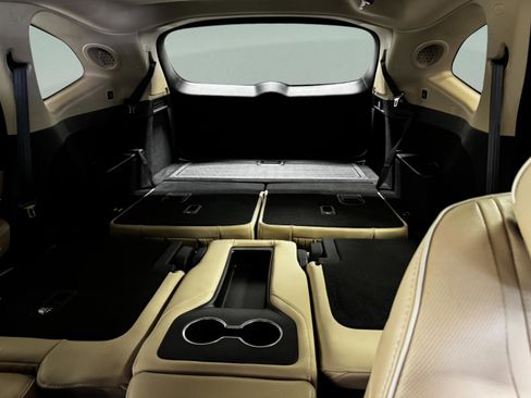 Certified 2023 Acura MDX SH-AWD w/ Advance Package image 40