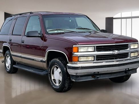 Used 1999 Chevrolet Tahoe Z71 w/ Comfort & Security Pkg AWD/4WD image 11