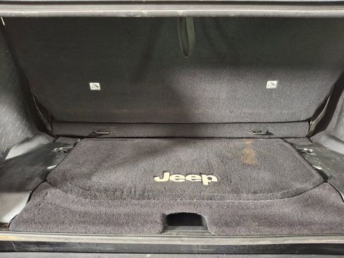 Used 2015 Jeep Wrangler Sport w/ Quick Order Package 24S image 21