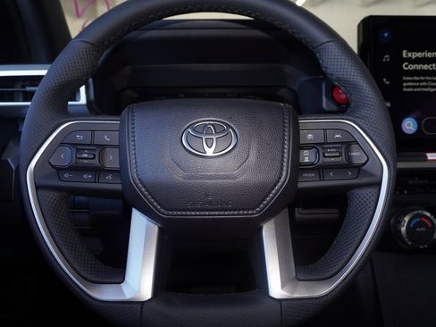 New 2025 Toyota Tacoma TRD Off-Road image 18