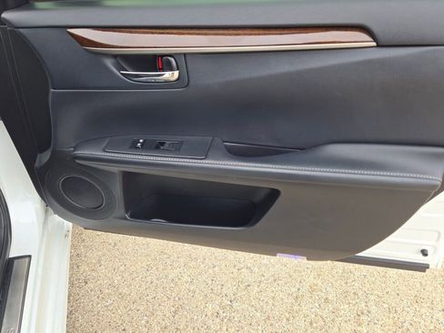 Used 2013 Lexus ES 350 w/ Luxury Pkg image 5