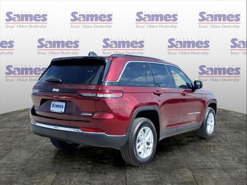 New 2025 Jeep Grand Cherokee Laredo X image 4