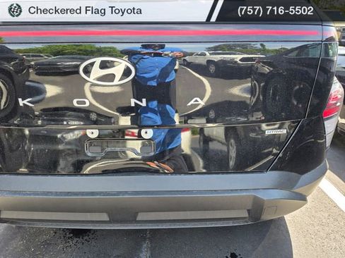 Used 2024 Hyundai Kona SEL image 7