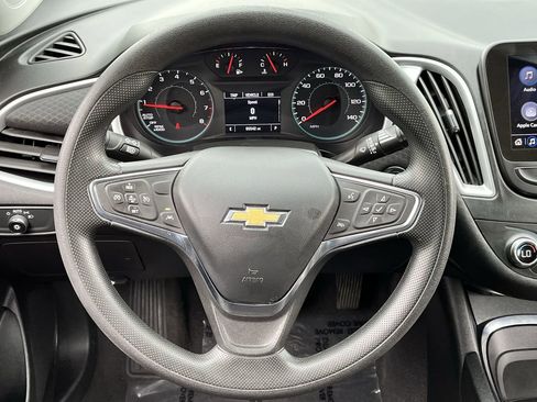 Used 2024 Chevrolet Malibu LT FWD image 11