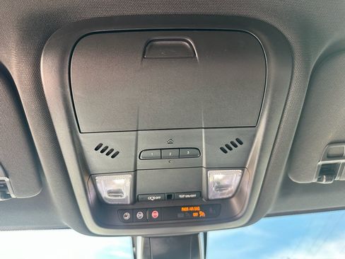 Used 2021 Chevrolet Blazer RS w/ Enhanced Convenience Package FWD image 29