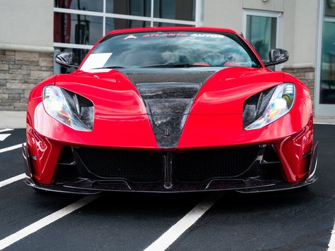 Used 2020 Ferrari 812 Superfast RWD image 5