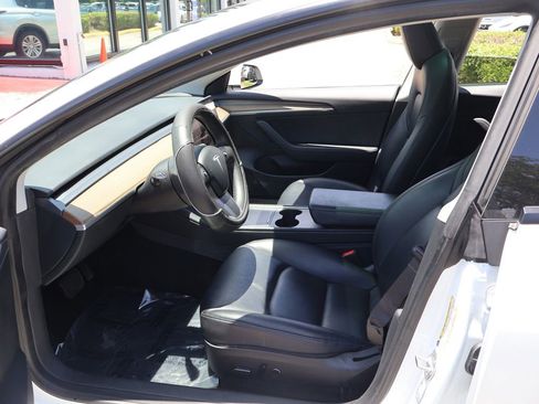 Used 2023 Tesla Model 3 Standard Range RWD image 30