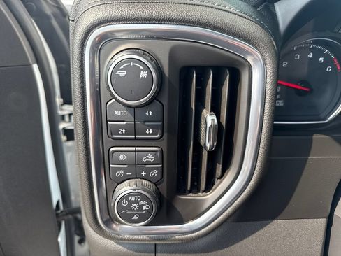 Certified 2019 Chevrolet Silverado 1500 LT Trail Boss AWD/4WD image 16