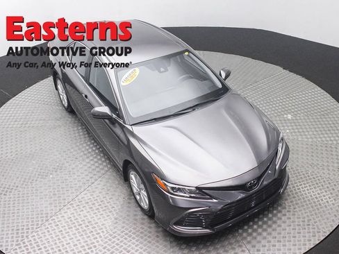 Used 2024 Toyota Camry LE FWD image 3