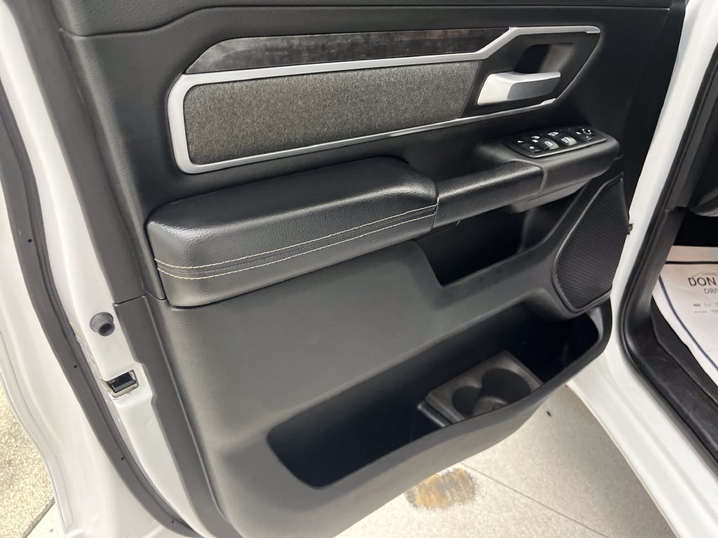 Used 2020 RAM 1500 Big Horn AWD/4WD image 11