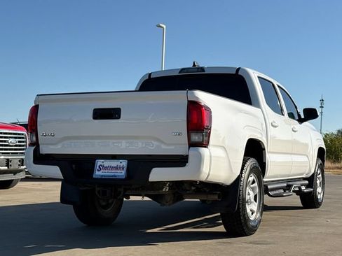 Used 2021 Toyota Tacoma SR AWD/4WD image 8