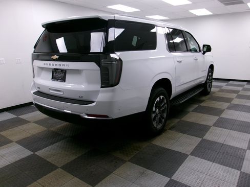 New 2026 Chevrolet Suburban LT w/ Comfort Package image 15