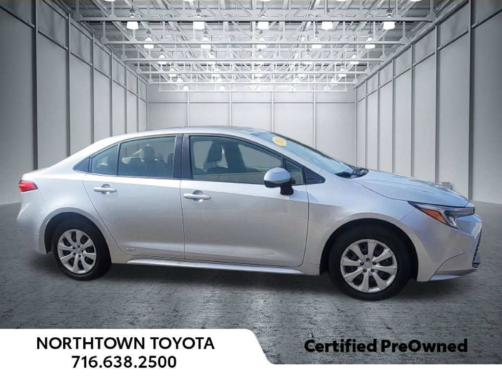 Used 2023 Toyota Corolla LE w/ Carpet Mat Package (TMS) AWD/4WD image 1