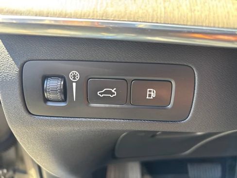 Used 2020 Volvo XC90 T8 Inscription AWD/4WD image 16